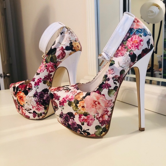 Madison heel shoe by shoedazzle size 7 - Picture 5 of 8